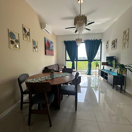 The Clio 2 Residences, Beside Conezion, Beside Ioi City Mall, Opposite Serdang Hospital, Beside Uniteen And Upm, Putrajaya Luaran gambar
